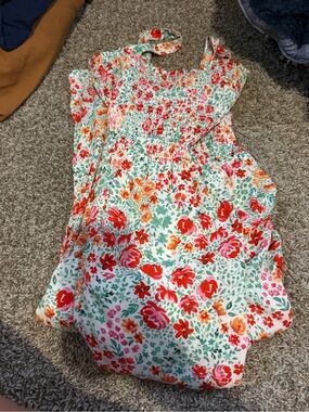 Cracker Barrel Floral Maxi Dress in White with Red, Orange, Green Accents